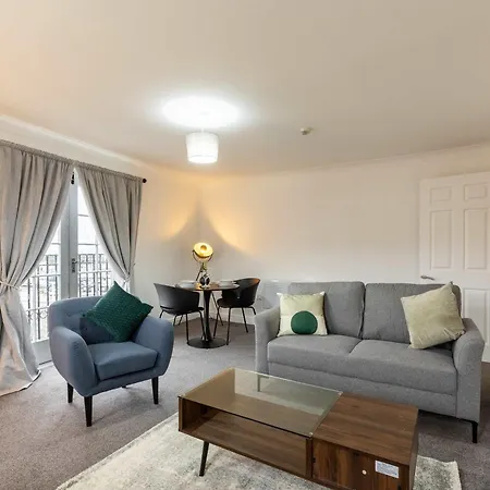 Charming 1br On Harbour With Sea Views Apartment *