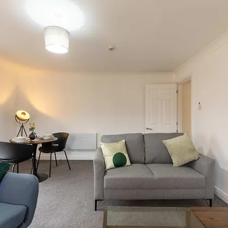 Charming 1br On Harbour With Sea Views *