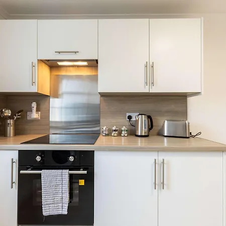 Charming 1br On Harbour With Sea Views Whitehaven
