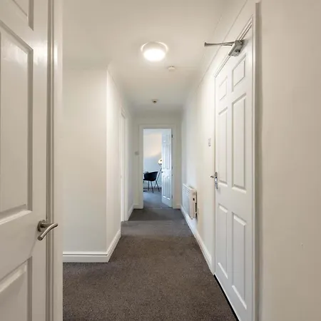 Charming 1br On Harbour With Sea Views Whitehaven